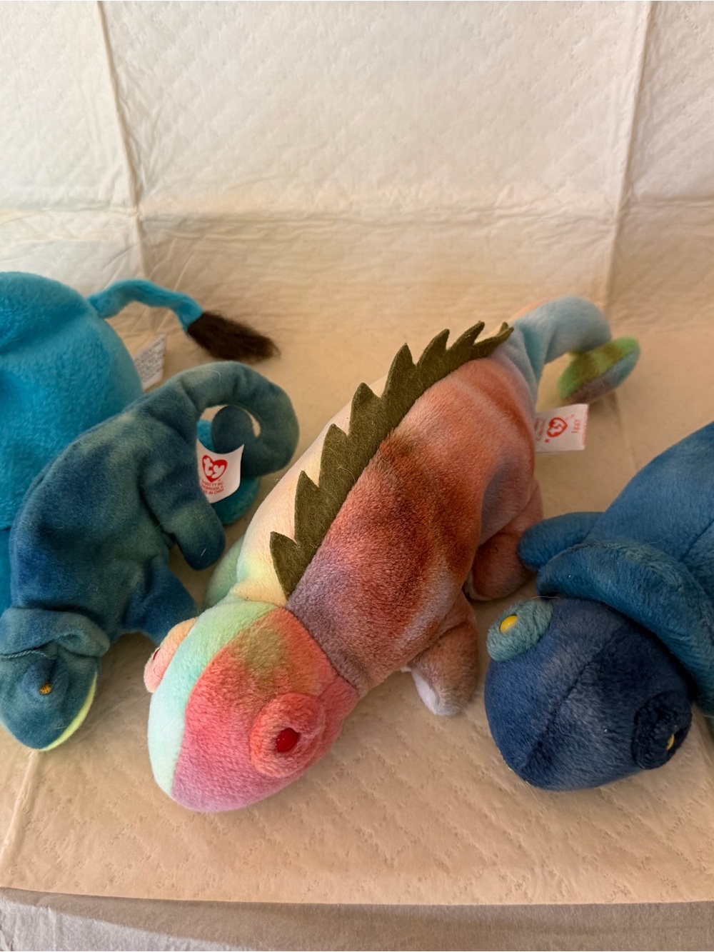 Ty Beanie Babies - Rainbow and Iggy